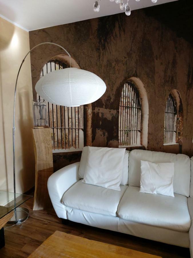 La Loggia Di Federico Hotel Navelli Exterior foto